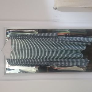 Size Medium Lularoe Sarah